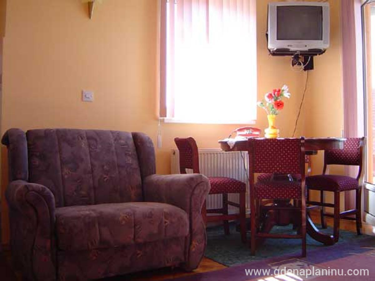 Apartman Kragovic, logement privé à Zlatibor, Serbie - Salon