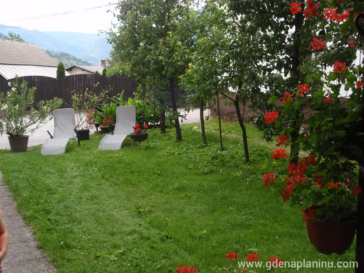Apartmaji Gregorc , private accommodation in city Triglavski Narodni Park, Slovenia - vrt