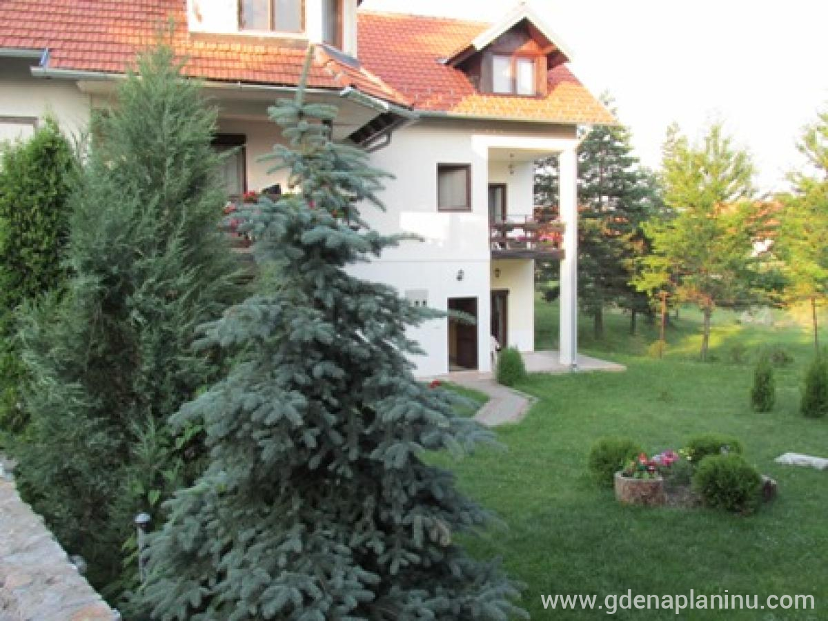 Dom za odmor Knezevic, частни квартири в града Zlatibor, Serbia