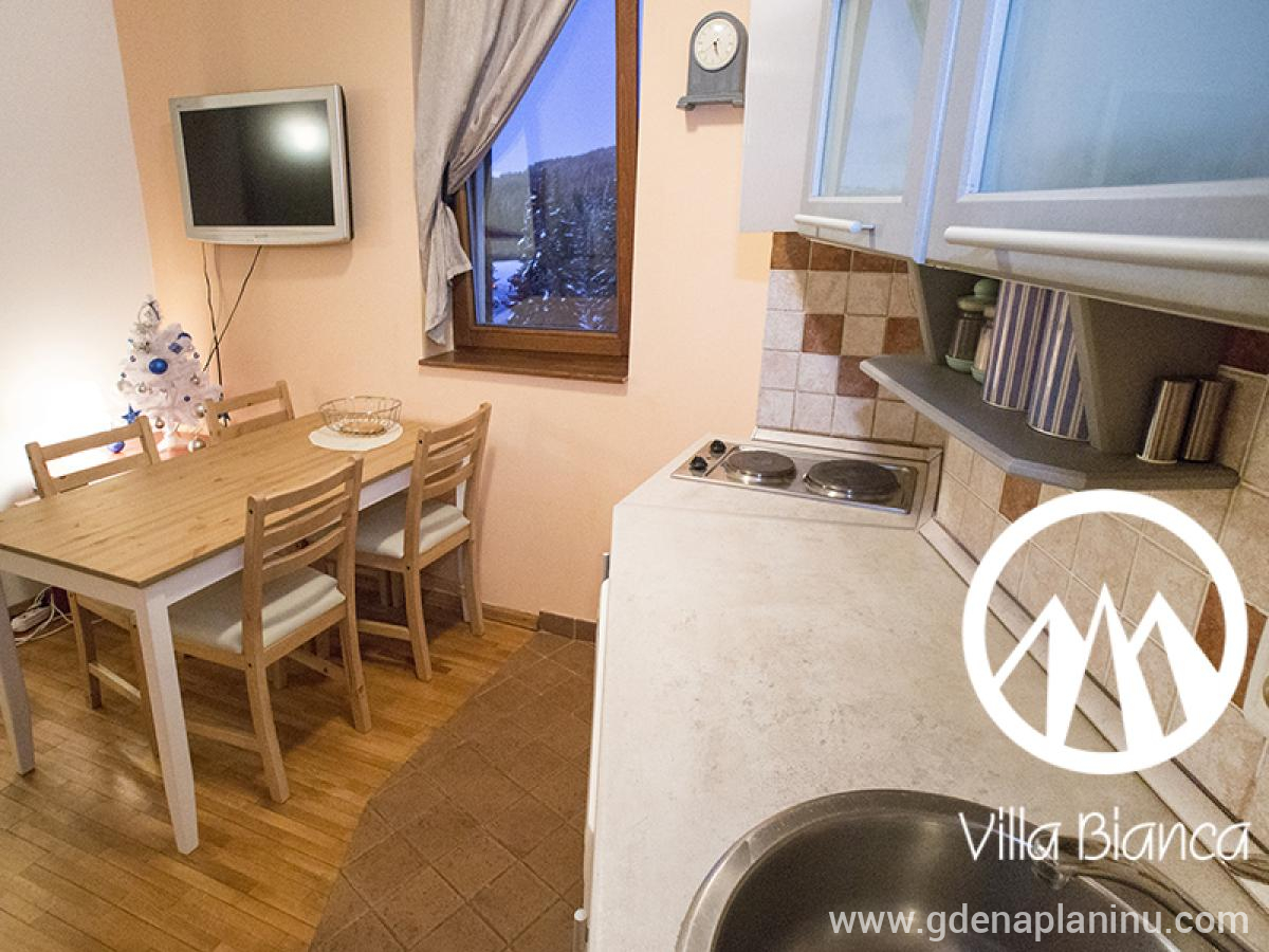 Apartman Vila Bjanka, strogi centar Kopaonika , Magán szállás a községben Kopaonik, Serbia