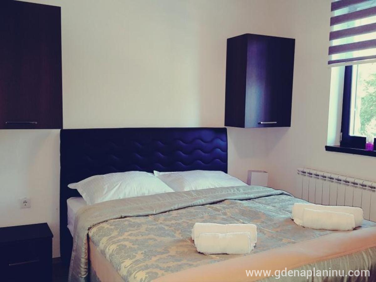 VILA IN, APARTMANI, privat innkvartering i sted Jahorina, Bosnia og Hercegovina