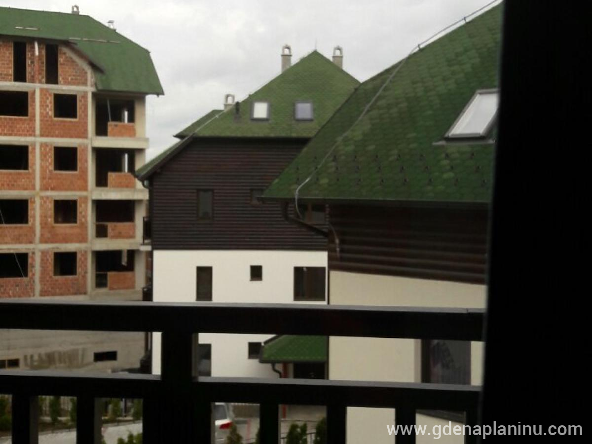 Apartman u Zlatiborskim Konacima, частни квартири в града Zlatibor, Serbia