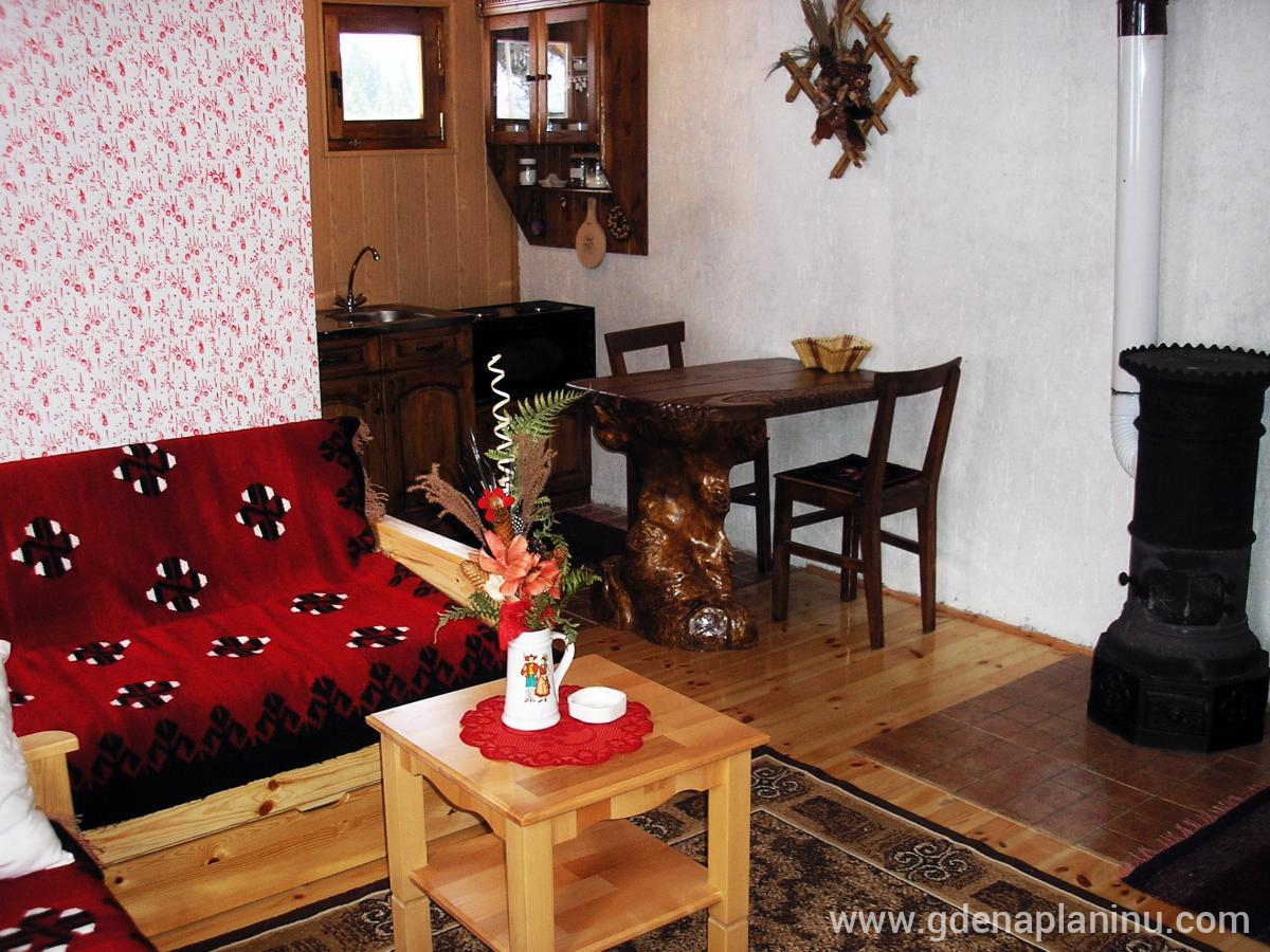 Konaci Zaovljanska jezera, alloggi privati a Tara, Serbia - Studio apartman