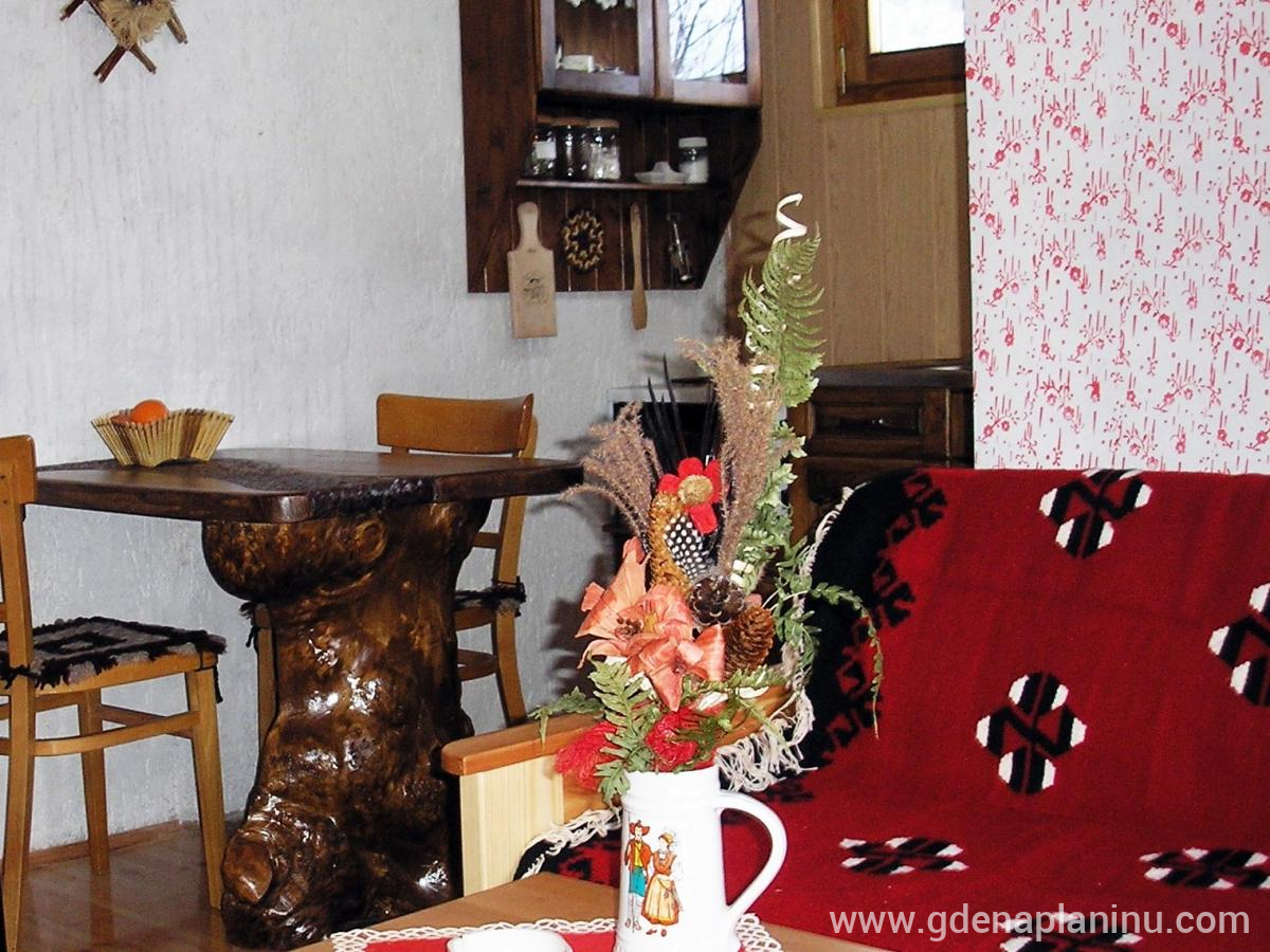 Konaci Zaovljanska jezera, alloggi privati a Tara, Serbia - Studio apartman