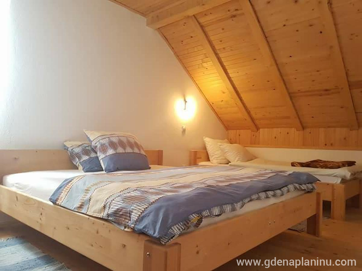 Planinska kuća Ana M Jahorina, privatni smeštaj u mestu Jahorina, Bosna i Hercegovina - Soba 3