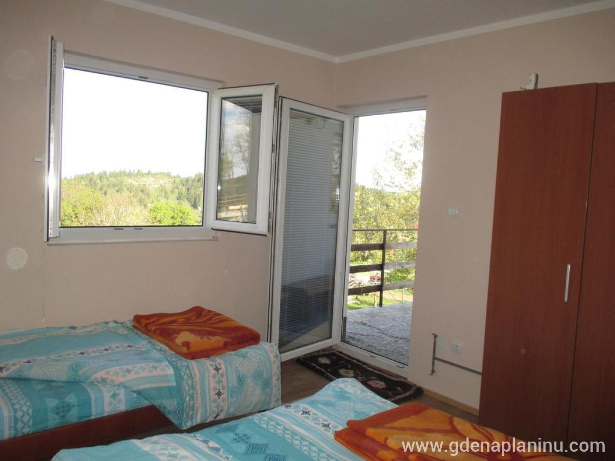 VILA BOROVI, ενοικιαζόμενα δωμάτια στο μέρος Zlatar, Σερβία - Δωμάτιο στο ισόγειο 1