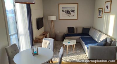 Zlatibor Apartman Centar Lux sa Garazom , ενοικιαζόμενα δωμάτια στο μέρος Zlatibor, Serbia