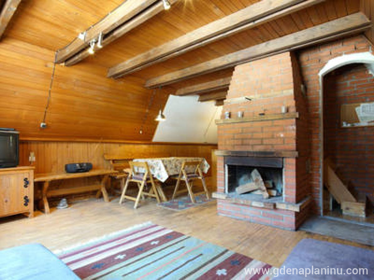 Jahorinka , privat innkvartering i sted Jahorina, Bosnia og Hercegovina - 05_jahorinka open fireplace