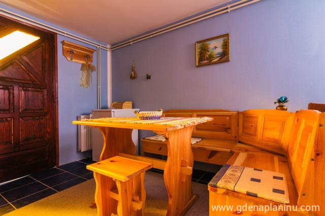 veliki Studio u Villa Ruža, privatni smeštaj u mestu Zlatibor, Srbija