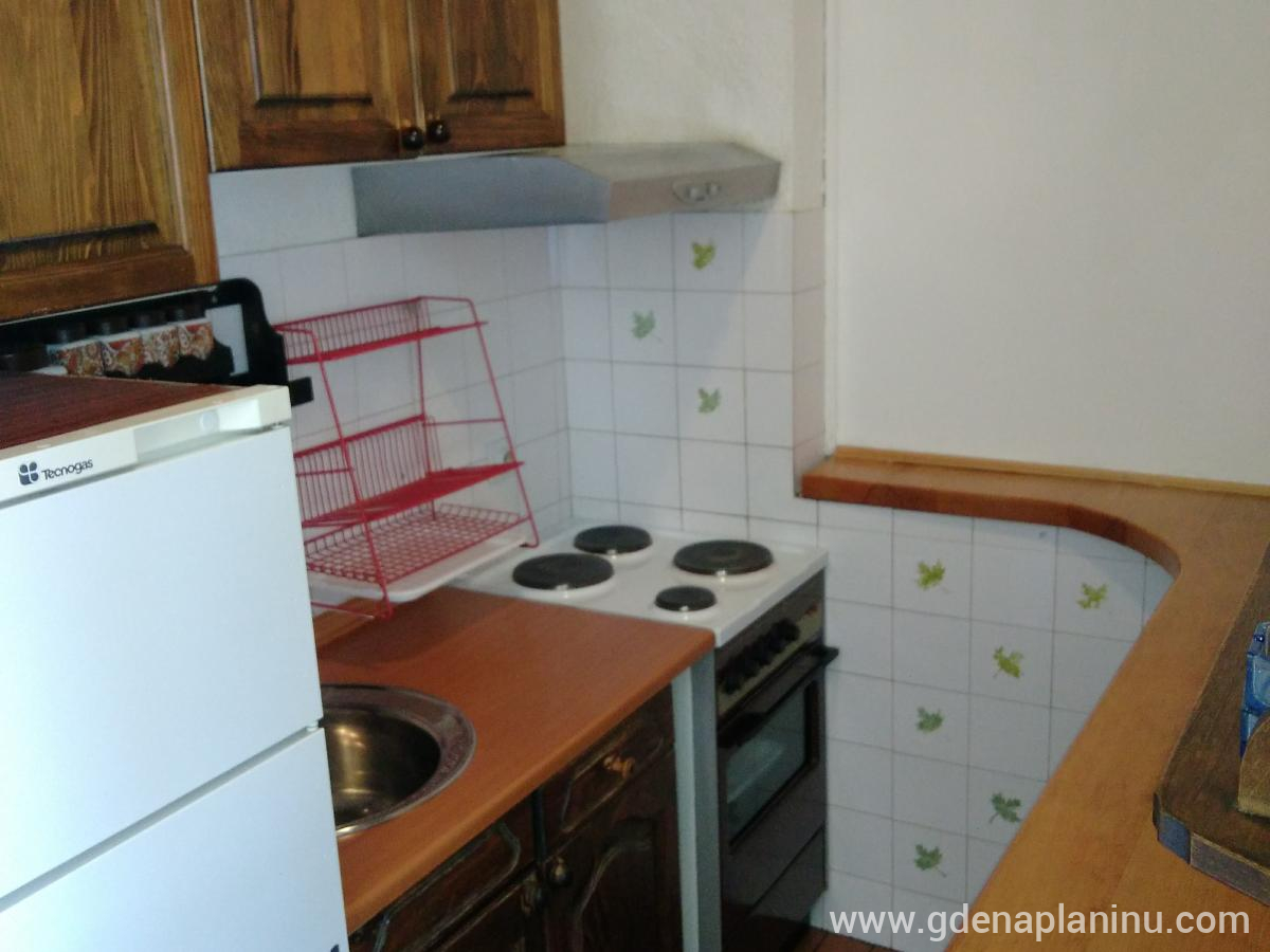 Apartmani ''Etno'', Veliki apartman Etno, Частный сектор жилья Jahorina, Босния и Герцеговина - Kuhinja