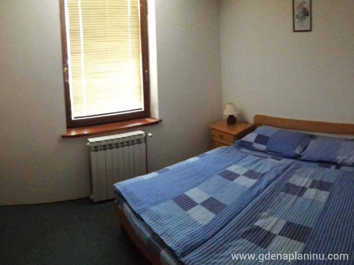 Apartmani ''Etno'', Mali apartman, частни квартири в града Jahorina, Босна и Херцеговина - M.A.-spavaća soba 1