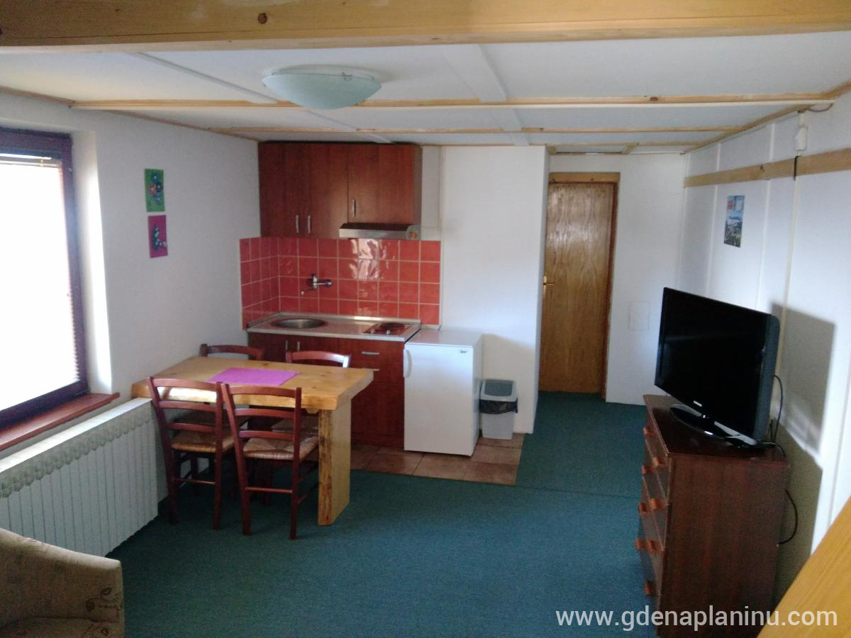 Apartmani ''Etno'', Mali apartman, частни квартири в града Jahorina, Босна и Херцеговина - MA-Dnevna 1