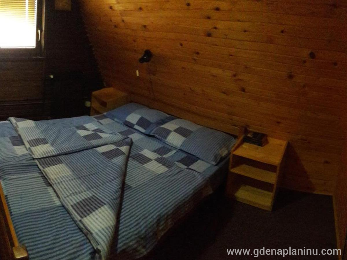 Apartmani ''Etno'', Veliki apartman Etno, Частный сектор жилья Jahorina, Босния и Герцеговина - VA mala spavaća