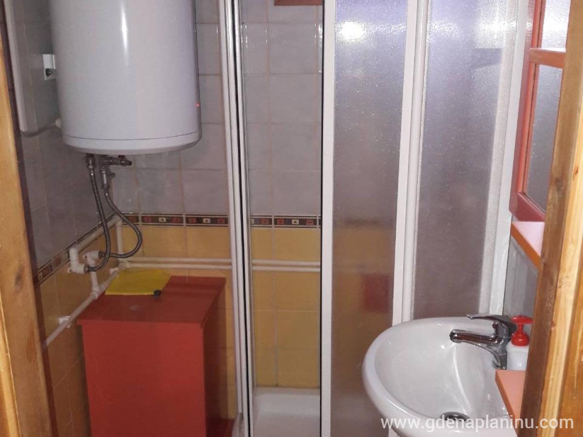 Apartmani ''Etno'', Apartman B, частни квартири в града Jahorina, Босна и Херцеговина - Kupatilo 1