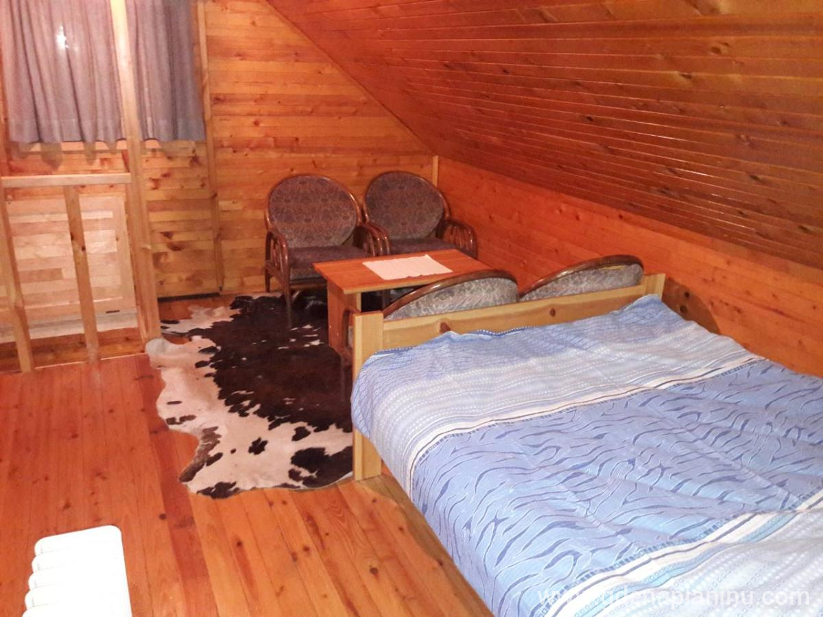 Apartmani ''Etno'', Apartman B, частни квартири в града Jahorina, Босна и Херцеговина - Spavaća soba 2