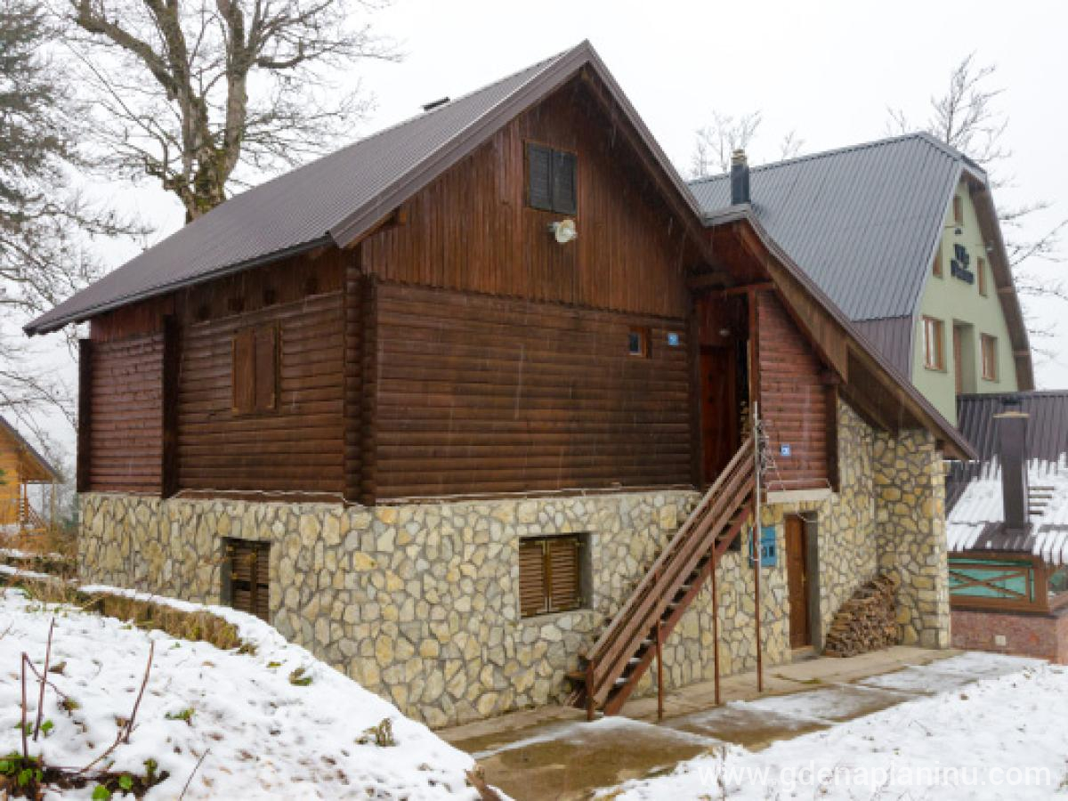 Apartmani ''Etno'', Apartman B, частни квартири в града Jahorina, Босна и Херцеговина - Vikendica +