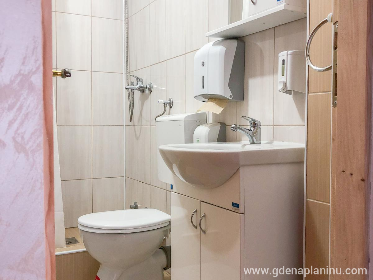 RTANJSKA RUŽA VETROVA, Apartman sa pogledom na planinu i bazen, zasebne nastanitve v mestu Rtanj, Serbia - image00012 net